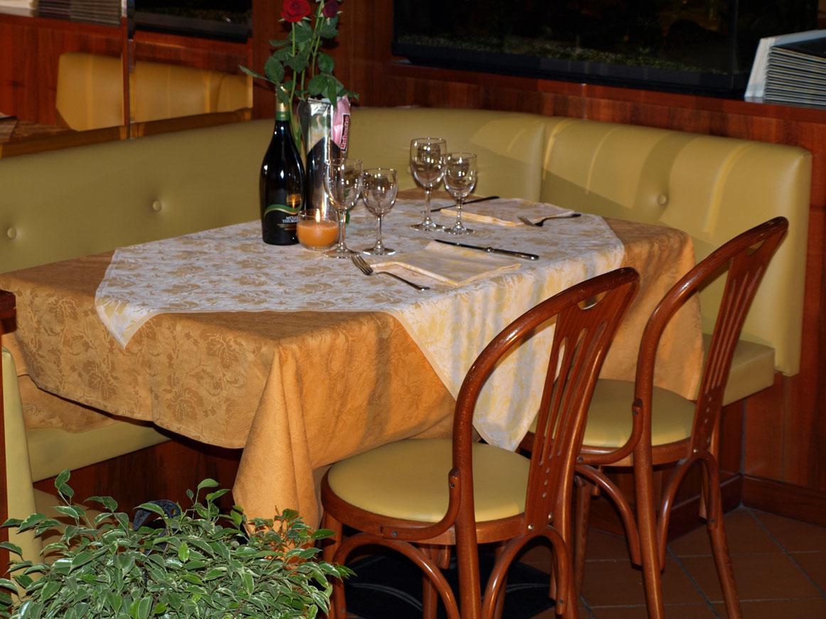 Hotel Karol Monza Zewnętrze zdjęcie